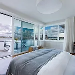 Harbour Lodge: Meerblick, Terrasse, Balkon, Finnische Sauna, Kaminofen