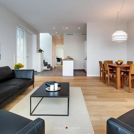 Harbour Lodge: Meerblick, Terrasse, Balkon, Finnische Sauna, Kaminofen Apartment Olpenitz
