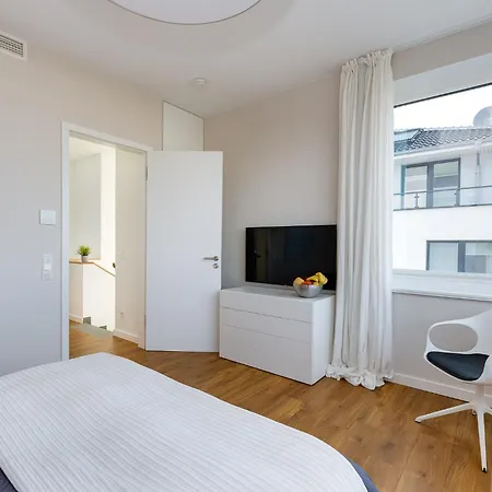 Harbour Lodge: Meerblick, Terrasse, Balkon, Finnische Sauna, Kaminofen Olpenitz