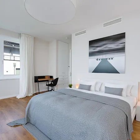 Apartment Harbour Lodge: Meerblick, Terrasse, Balkon, Finnische Sauna, Kaminofen *