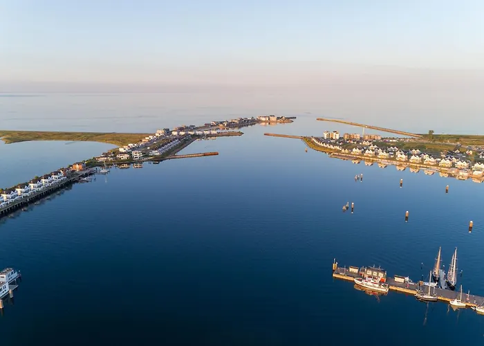 Lägenhet Harbour Lodge: Meerblick, Terrasse, Balkon, Finnische Sauna, Kaminofen Olpenitz