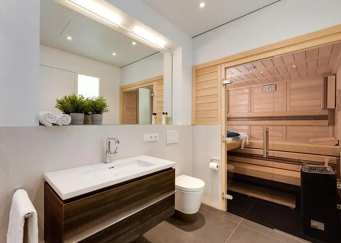 Lägenhet Harbour Lodge: Meerblick, Terrasse, Balkon, Finnische Sauna, Kaminofen *