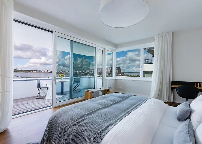 Harbour Lodge: Meerblick, Terrasse, Balkon, Finnische Sauna, Kaminofen